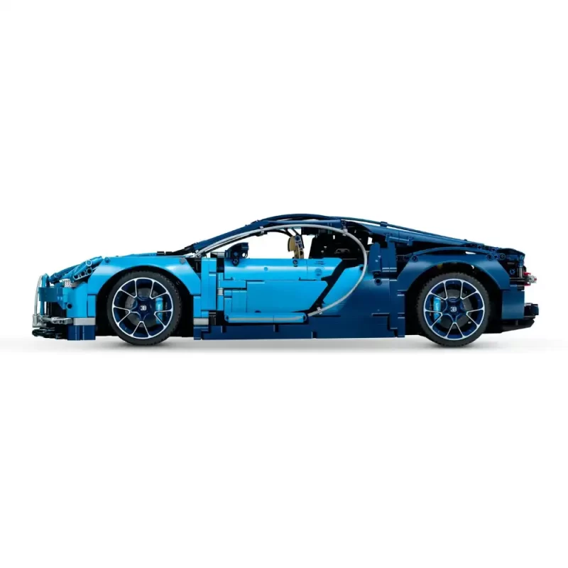 Technic Brick Set Bugatti Chiron Compatible 42083 - Image 3